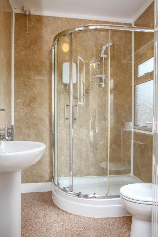 The Seacliffe - Whitby Hotel Ngoại thất bức ảnh