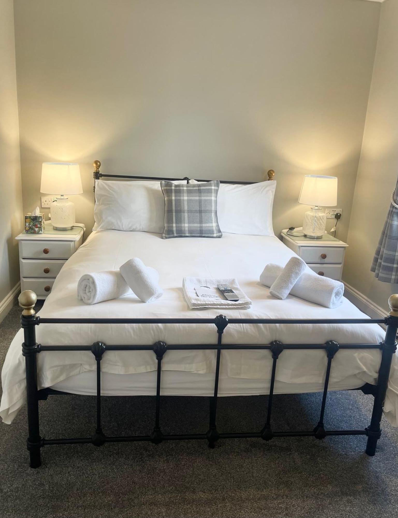 The Seacliffe - Whitby Hotel Ngoại thất bức ảnh