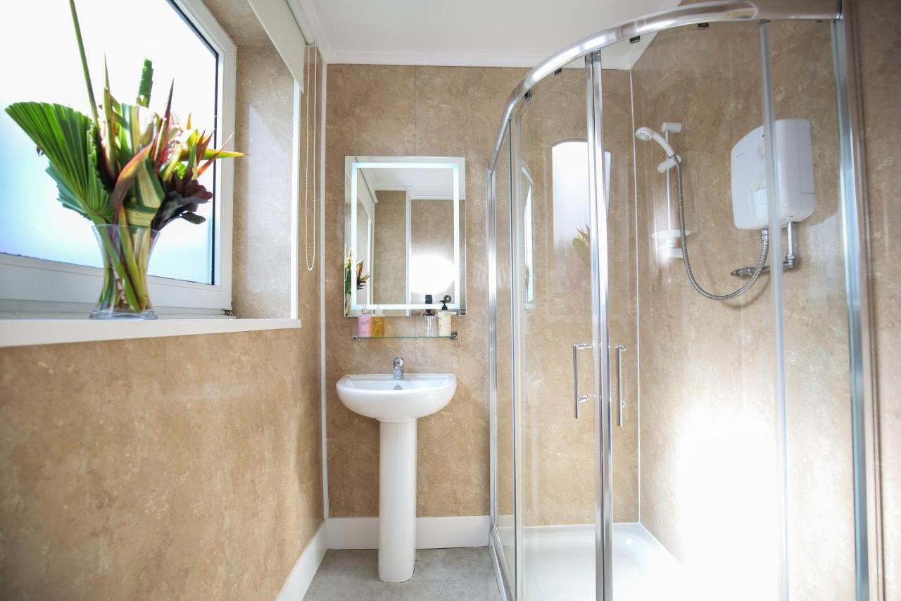 The Seacliffe - Whitby Hotel Ngoại thất bức ảnh