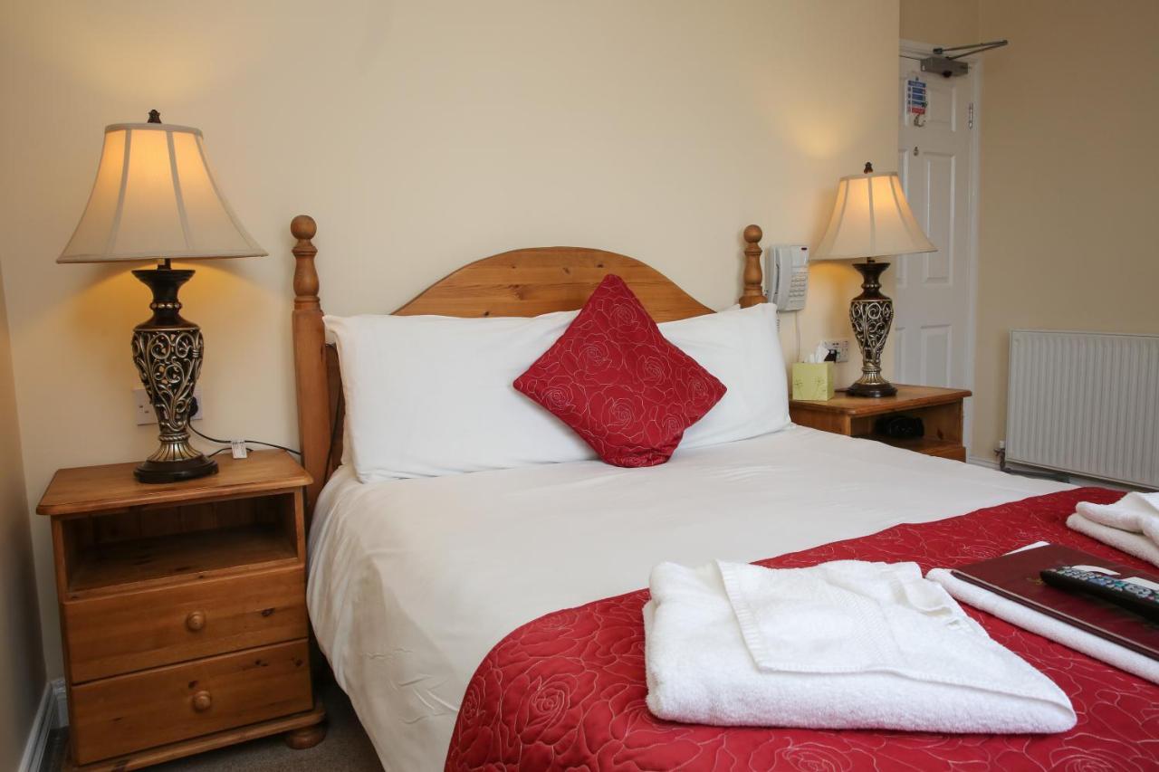 The Seacliffe - Whitby Hotel Ngoại thất bức ảnh