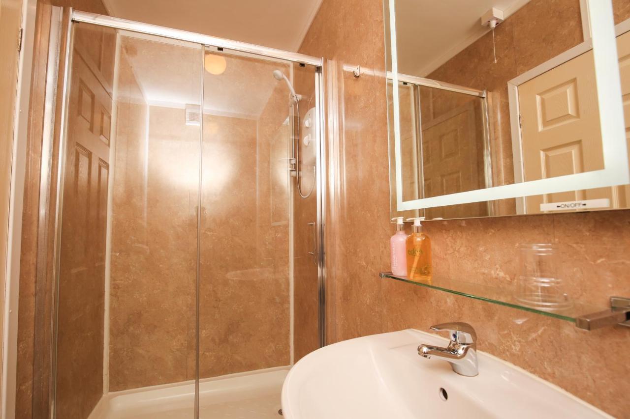 The Seacliffe - Whitby Hotel Ngoại thất bức ảnh