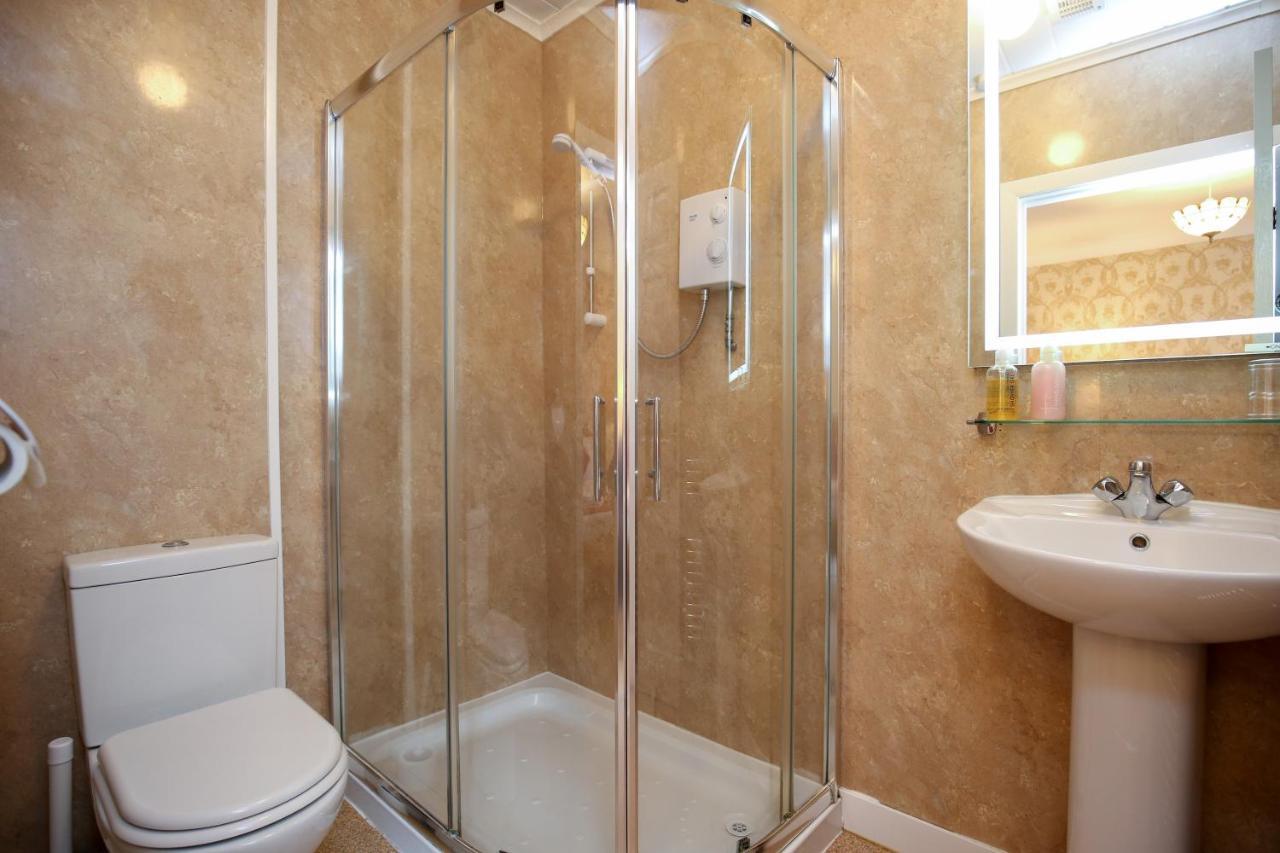 The Seacliffe - Whitby Hotel Ngoại thất bức ảnh